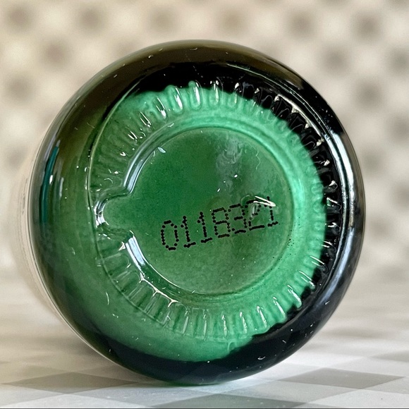 💚New BIOSSANCE Squalane + Vitamin C Dark Spot Serum - Picture 6 of 6